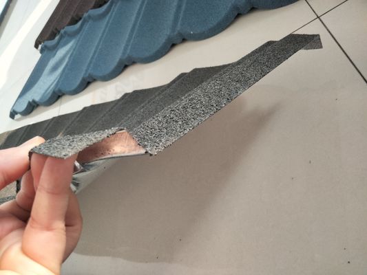 Tejas de techo de acero recubiertas de piedra tejas romanas con recubrimiento de zinc de 20-275 g/m2 y certificación PVOC