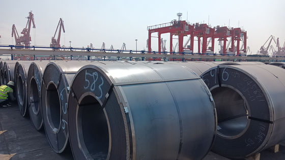 La resistencia de la placa de acero Q235 2 * 1250mm HRC bobina laminada en caliente proporcionada por el molino de RIZHAO con longitud según su tamaño preferido
