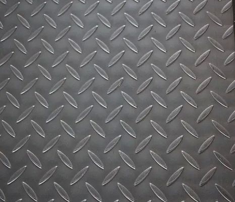 2000-12000 mm longitud JIS estándar Q235 A36 Q345 plancha de suelo de acero al carbono laminada a caliente suave a cuadros con patrón Ms Diamond