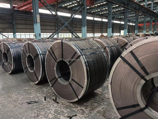 Espessura personalizable Carbon Black HRC bobina de acero laminada en caliente de RIZHAO Mill Q235B 1.2 * 1250mm con servicio de descoiling