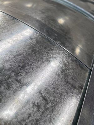 Tolerancia ± 1% y paso por la piel Q235B 0,8 mm * 180 mm Cinturones de acero galvanizado 1,0 mm * 200 mm para el rendimiento