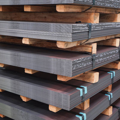 ASTM A36 ASTM A572 Gr.50 Tolerancia de recubrimiento de chapa de acero ± 1% Placa de acero negra laminada en caliente con recubrimiento y tolerancia ± 1%