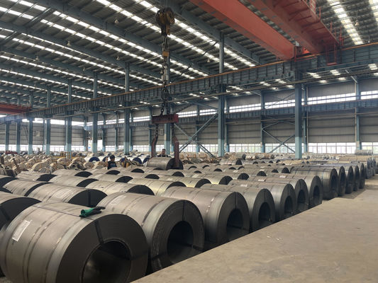 Placas de acero al carbono suave/bobinas de chapa de hierro laminada en caliente con paso de piel y ancho de 600-2000 mm