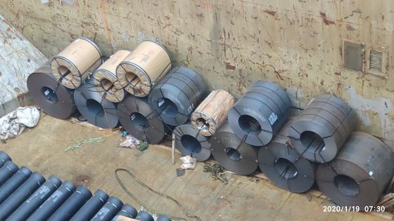 Envase de acero al carbono laminado en caliente de 6 mm de ancho 2000 mm S235JR con superficie revestida galvanizada y estándar AISI