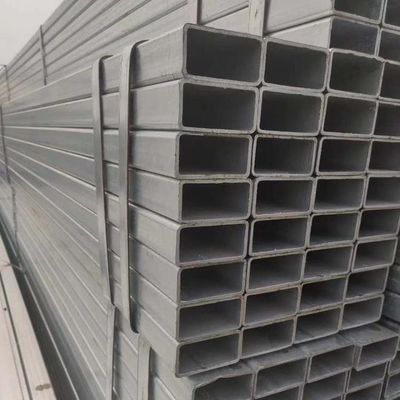Tubo de acero al carbono laminado en caliente de sección hueca cuadrada, soldado, tubo de acero rectangular galvanizado con servicio de construcción